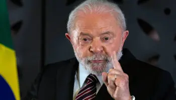 Lula califica como 'inaceptable' asalto a la embajada de México en Ecuador