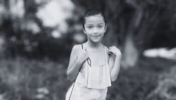 Secretario de Seguridad de Taxco acusa de 'omisión' a madre de Camila; señalan revictimización