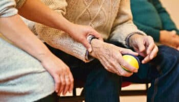 Diputados aprueban reforma que prevé Sistema Nacional de Cuidados; pasa al Senado