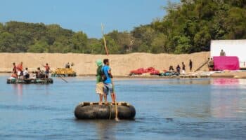 México dará apoyo mensual de 110 dólares a migrantes venezolanos retornados: SRE