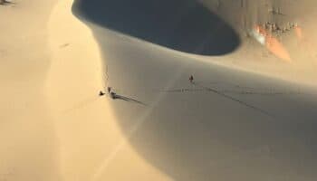 Localizan a migrantes deshidratados atrapados en tormenta de arena en desierto de Chihuahua