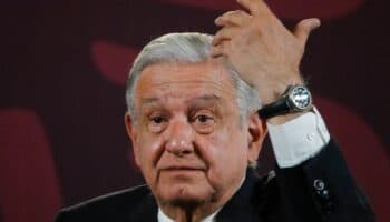 AMLO asegura que cardenal de Guadalajara pidió a EU intervenir para que no llegara al poder en 2006