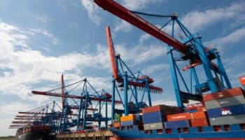 Exportaciones mexicanas crecen en julio pese a aranceles