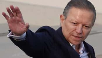 Institucionalidad y transición | Artículo de Mario Luis Fuentes