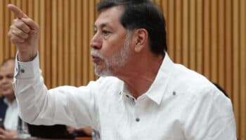 Explota Fernández Noroña contra Álvarez Icaza en el INE