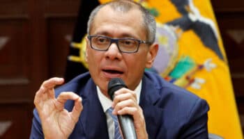 Glas fue hospitalizado por negarse a recibir comida, dice gobierno de Ecuador