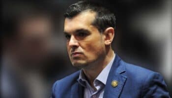 Gobierno está haciendo 'un robo en despoblado' con iniciativa sobre afores: Triana | Video