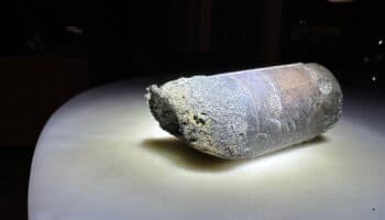 Basura espacial cae de la atmósfera y se estrella en casa en Florida | Fotos