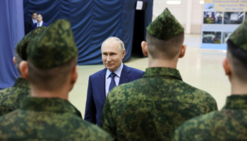 Más de 16,000 personas se alistan a las Fuerzas Armadas rusas desde el atentado islamista de Moscú | Video