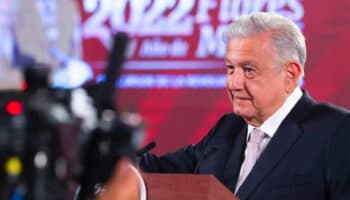 AMLO responde al Tribunal Electoral que es imposible editar las mañaneras