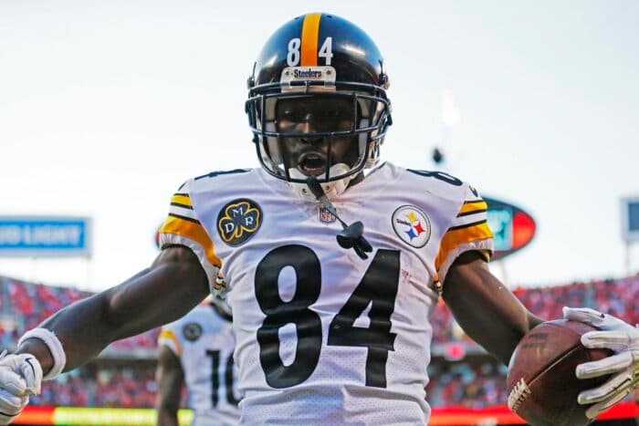Exjugador de NFL Antonio Brown llega a acuerdo para evitar cárcel por intento de homicidio