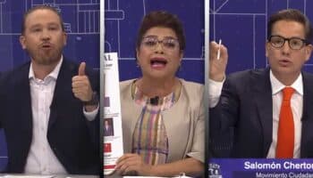 Aristegui en Vivo: Último debate chilango; atentan contra Alessandra Rojo de la Vega; 'La Historia Secreta' y más...