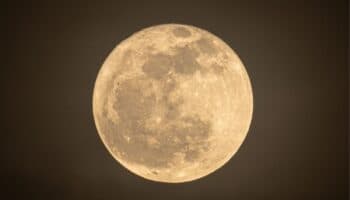 ¿Explotar los recursos naturales de la Luna? Esto advierte la ONU