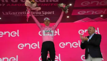 Giro de Italia 2024: Tadej Pogacar se apodera de la maglia rosa en la Etapa 2 | Video