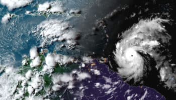 Es posible que 'Beryl' toque tierra mexicana entre Tulum y Chetumal: Michel Ronsengaus | Entérate