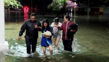 Gobierno ya se prepara para temporada de huracanes y lluvias: AMLO