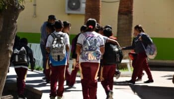 SEP: Estudiantes tendrán 3 puentes en noviembre | Calendario