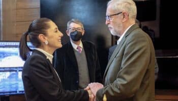 Jeremy Corbyn asegura que la presidencia de Sheinbaum será 'muy diferente' a la de AMLO