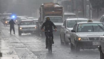 Activan alerta Amarilla por lluvias fuertes en 16 alcaldías de la CDMX