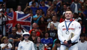 París 2024: Adam Peaty, plata en 100 metros pecho, da positivo a Covid-19 | Video