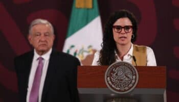 AMLO revive publicidad de los inicios Morena con Luisa Alcalde cantando | Video