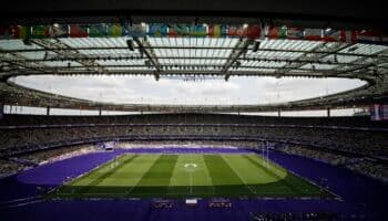 Ley busca que padres deudores alimenticios no entren a partidos de futbol o conciertos