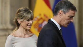Juez español decide procesar a esposa de Pedro Sánchez por cuatro delitos