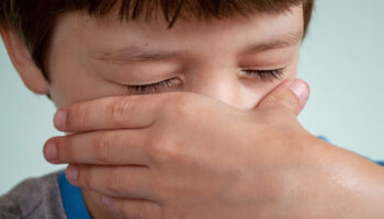 ¡Alerta! 1 de cada 10 menores de 3 años en México padece estreñimiento