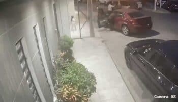 Reynosa: Secuestran a maestro en la cochera de su casa y frente a menor | Video