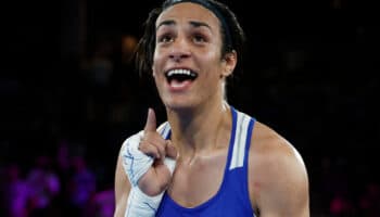 Imane Khelif vence a Suwannapheng y va por el oro olímpico
