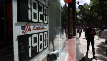 Peso mexicano se debilita ante el dólar por segundo día consecutivo