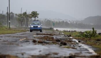Tormenta Ernesto ya es huracán y avanza con fuerza hacia el Caribe