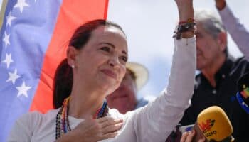 Machado denuncia colapso de planta eléctrica en Embajada de Argentina en Caracas