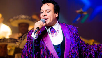 Juan Gabriel llega al Zócalo de la CDMX