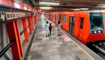 Metro CDMX avisa del cierre de estaciones Zócalo y Candelaria hasta nuevo aviso