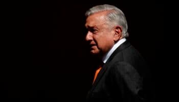Adjudicaciones directas alcanzaron el 80% de las contrataciones durante el sexenio de AMLO: MCCI | Video