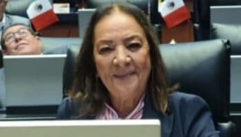 Senadora morenista resultó lesionada por petardos arrojados en el Senado
