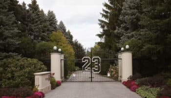 Vende Michael Jordan su mansión en Chicago, tras 12 años de espera | Video