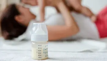 ONGs piden a Nestlé que deje de añadir azúcar en alimentos para bebés