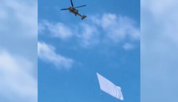 ¿Por qué una aeronave de las Fuerzas Armadas ondeó bandera blanca en Culiacán?
