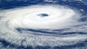 La tormenta tropical Dexter surge en el Atlántico estadounidense
