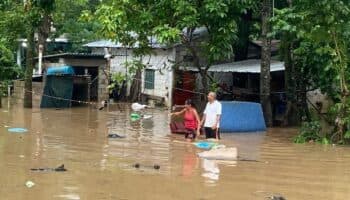Tormenta tropical 'Nadine' causa estragos en tres regiones de Oaxaca