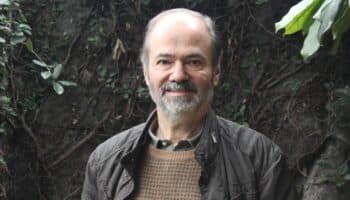 “Estamos ante el desafío de conocer la dosis de tecnología que nos conviene”: Juan Villoro