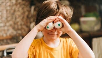 ¿Qué tan duro trabajan los ojos? #Niñonautas con Kirén Miret