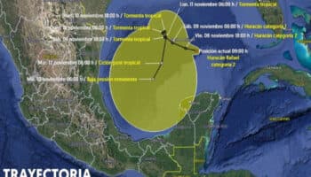 Huracán Rafael gana fuerza y podría llegar a categoría 3 en el Golfo de México