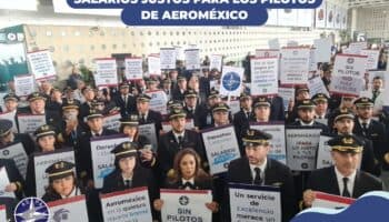 Pilotos de Aeroméxico aprueban aumento salarial del 20%