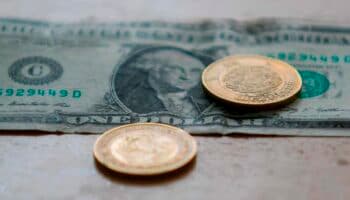 El peso repunta desde su peor nivel en dos años; se mantienen las preocupaciones por Trump