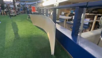 ¿Se está desmoronando el AT&T Stadium así como los Vaqueros de Dallas? | Video