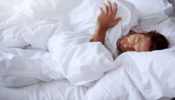 Detectan un trastorno del sueño como precursor de Parkinson