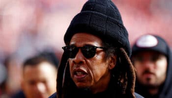 Demandan a Jay-Z por violar a una niña de 13 años junto a Sean 'Diddy' Combs